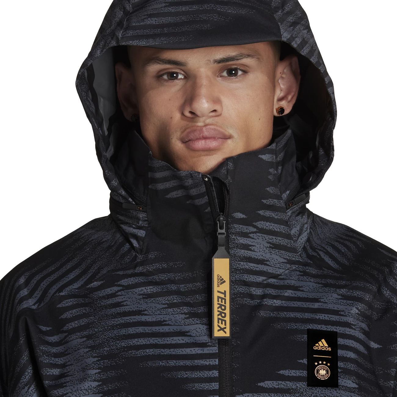 Bon marché ✨ Football Homme Adidas Veste Imperméable Allemagne Lifestyler Myshelter 2022/23 NOIR 😀 2 Bon marché ✨ Football Homme Adidas Veste Imperméable Allemagne Lifestyler Myshelter 2022/23 NOIR 😀 – Image 2